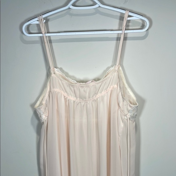 Vintage Cream Peachy Lace Beaded Slip dress nightgown with Sheer Finish - Picture 5 of 6